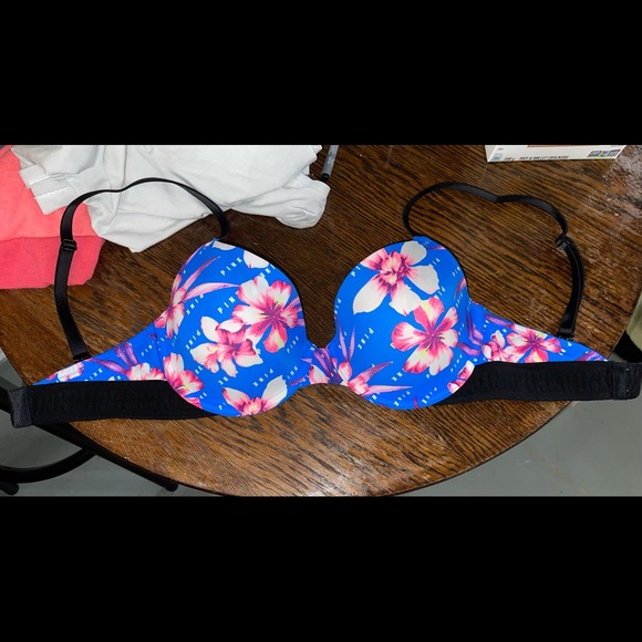 Victoria Secret PINK bra - Picture 2 of 3